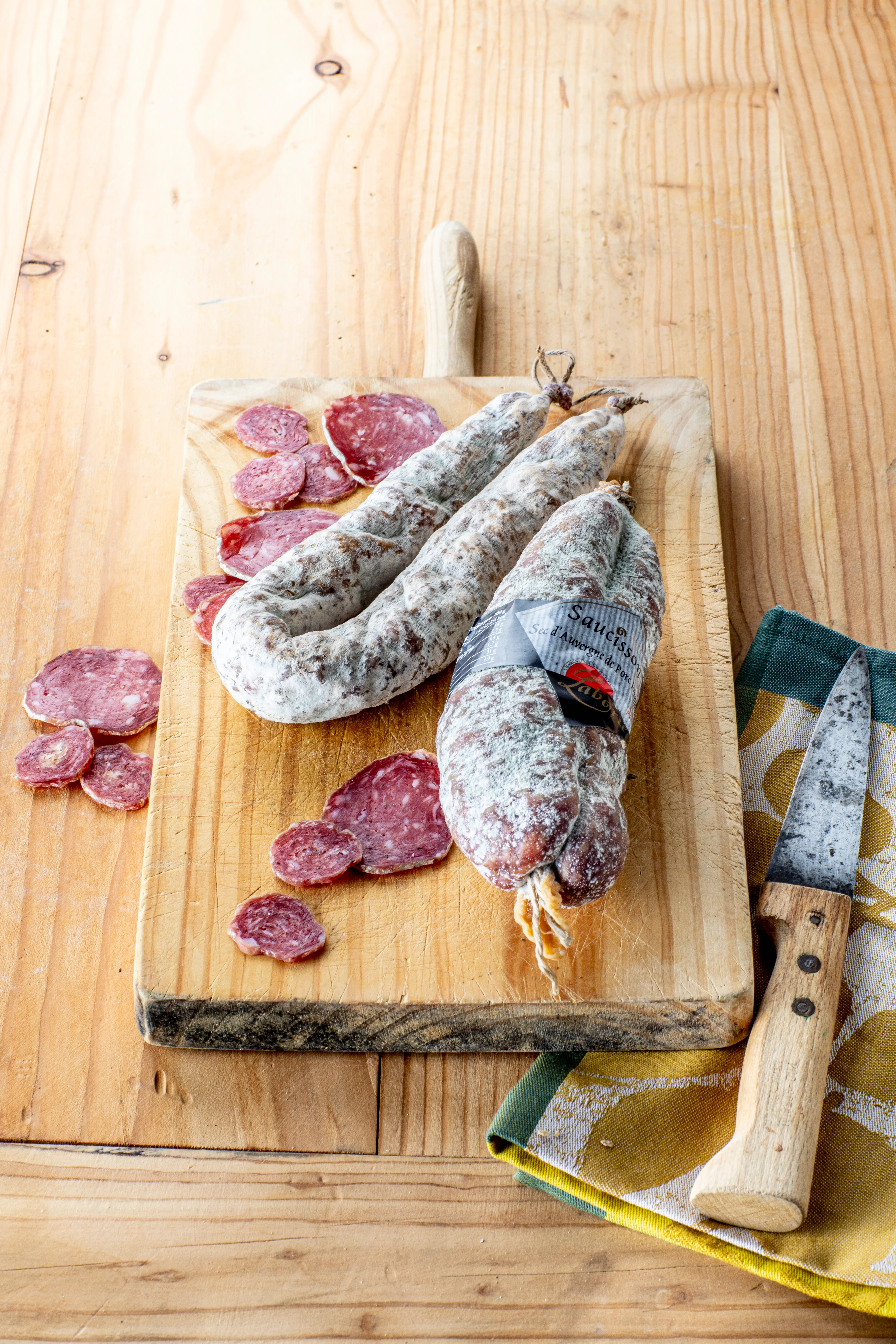 Saucissons secs du Haut-Mont, recette artisanale du Cantal
